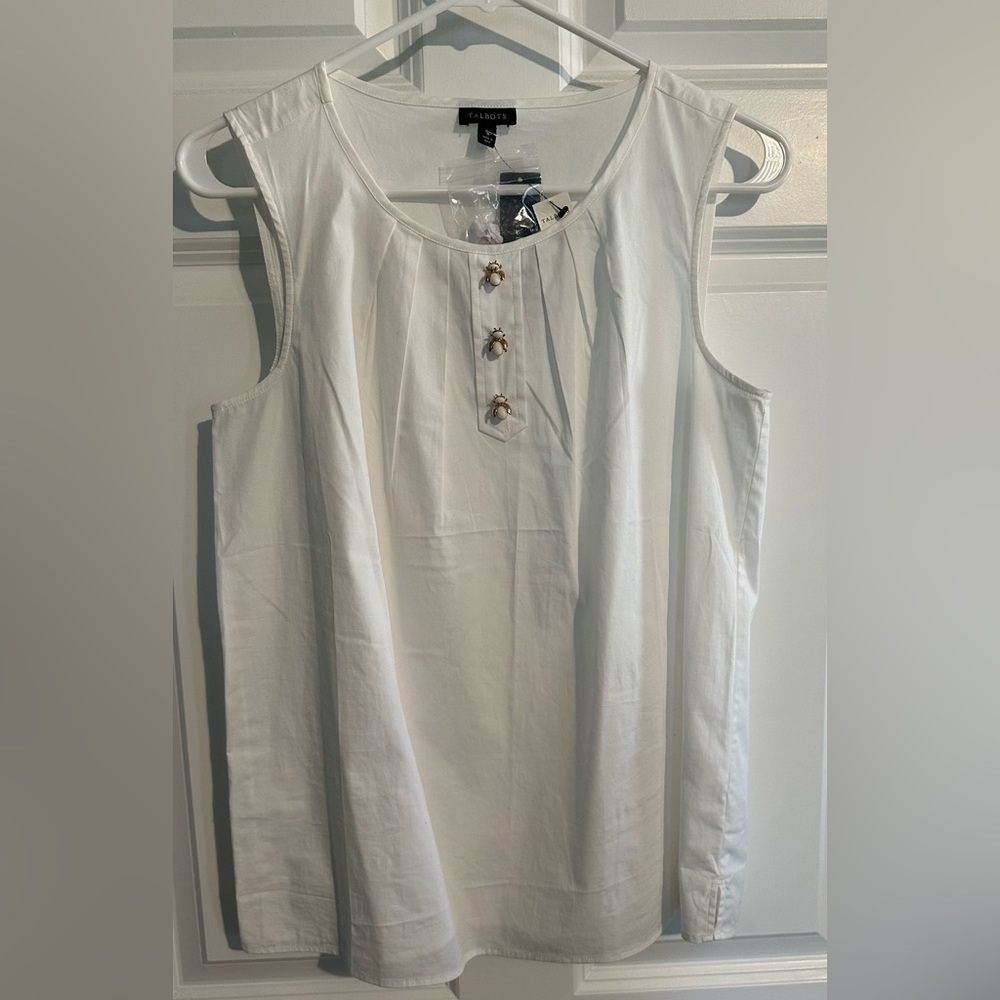 NWT Sz 8 Talbots Cute Spring White Top with Cute Decorative Bee Detail